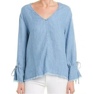 Womens RAILS Revolve Zimi Top Chambray Bell Sleeve V Neck Size XS Linen EUC